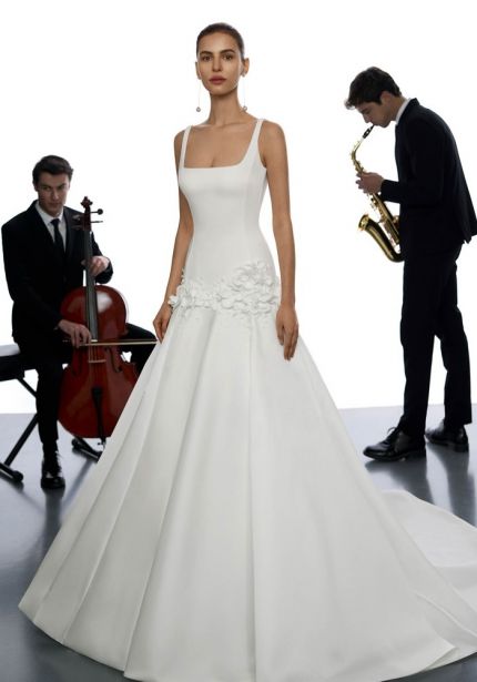 Backless Floral Wedding Dress