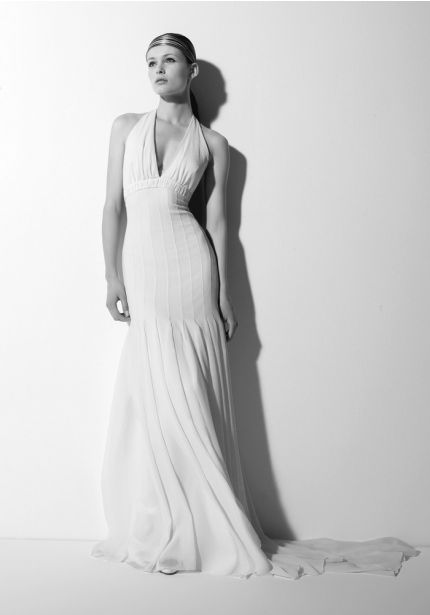 Minimalist V-Neck Sheath Dress