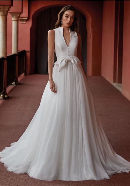 Princess Ball Gown With Big Bow