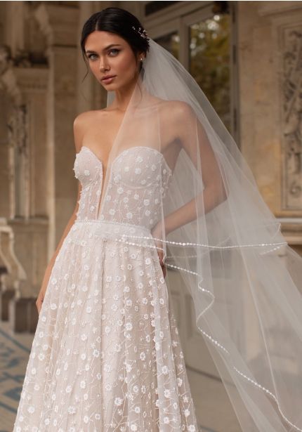 Sequin Daisies Wedding Veil
