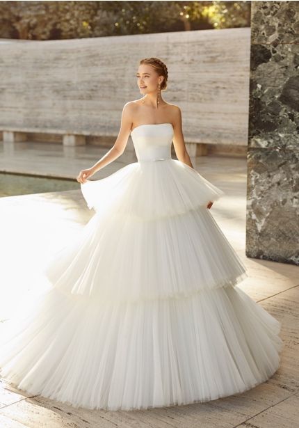 Romantic Tiered Tulle Ball Gown
