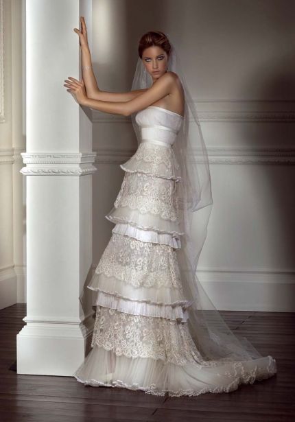 Embroidered Tiered Wedding dress
