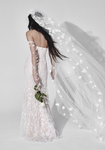 3D Floral Long Wedding Veil