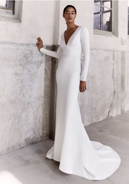Long Sleeves Crepe Gown With Chic Bow